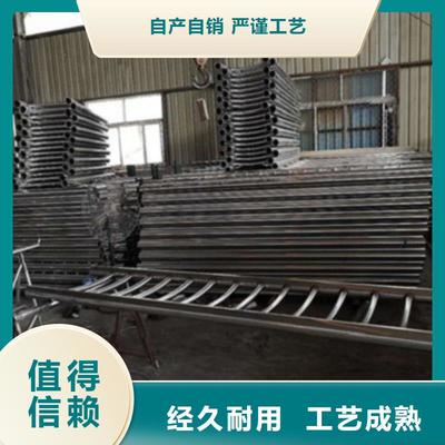 城市景观的完美融合 景观桥梁护栏与钢结构件定制